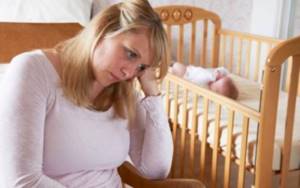 послеродовой стресс у матери симптомы и лечение