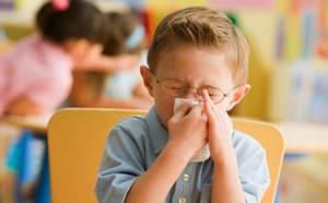 насморк при аллергии у ребенка симптомы и лечение