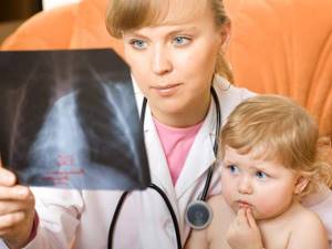 пневмония у ребенка 9 лет симптомы и лечение