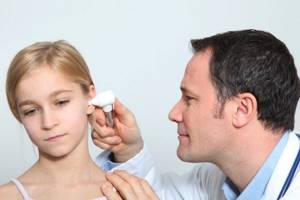 пробки в ушах у ребенка симптомы лечение