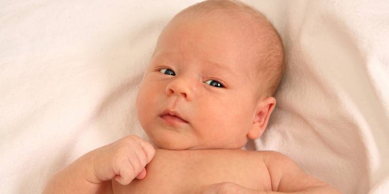 симптом короткой шеи у новорожденного лечение