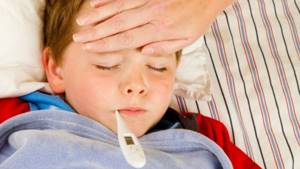 правосторонняя пневмония у ребенка симптомы и лечение