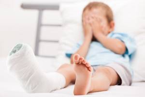 растяжение мышц ноги у ребенка симптомы и лечение